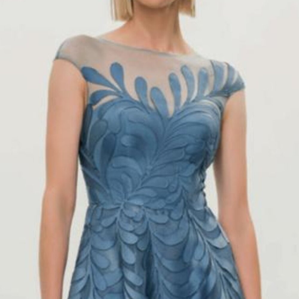 Hynes Park Gown - Picture 2 of 6